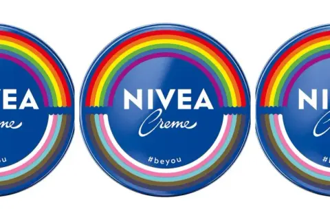 Krem Nivea: Prawdy, mity i zaskakujące zastosowania. Czy znasz je wszystkie?