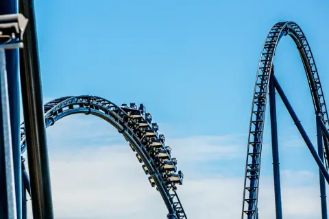 Hyperion: 77m konstrukcji, 82m spadku! Rekordy Energylandii