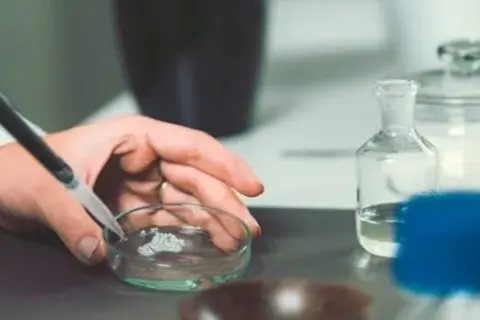 Homeopatia klasyczna: Jak skutecznie leczyć naturalnie i bezpiecznie