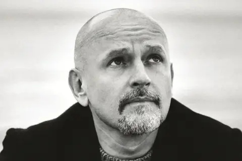 DJ BRK robię co mogę - analiza utworu i jego emocjonalne przesłanie