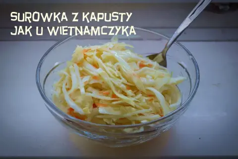 Kultowa surówka z białej kapusty "jak u chińczyka" przepis!