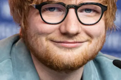Ed Sheeran skąd pochodzi? Odkryj jego niezwykłe korzenie i wpływy