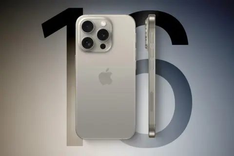 Złoty iPhone 16 Pro z potrójnym aparatem, pokazany z tyłu i z boku. Wymiary idealne do dłoni.