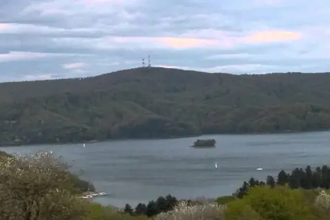 Kto śpiewa Zielone wzgórza nad Soliną? Poznaj legendę!