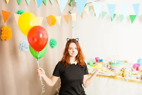 Ile zarabia animator w hotelu? Zaskakujące fakty o wynagrodzeniu