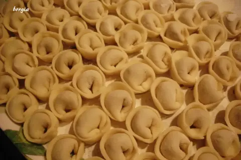 Tortellini: Ile gotować? Precyzyjny czas dla każdego rodzaju!