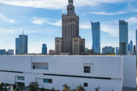 Praca w Muzeum Sztuki Nowoczesnej: aktualne oferty i warunki zatrudnienia