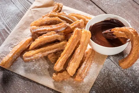 El secreto de los churros caseros perfectos: ¡Crujientes y seguros!