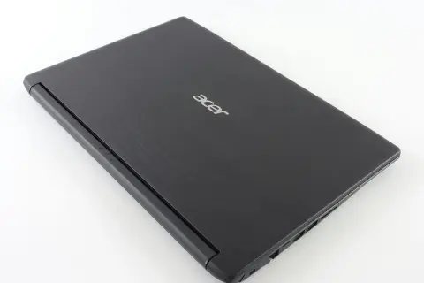 Laptop Dell czy Acer - który wybór zapewni lepszą wydajność?