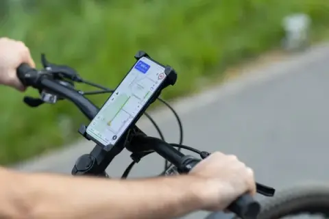 Najlepsze aplikacje do tras rowerowych we Wrocławiu, które musisz znać