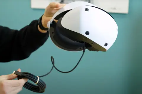 PS VR na PS5: Podłącz gogle VR1 lub VR2 bez problemów!