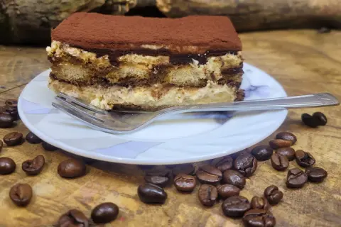 Idealne Tiramisu: Przepis Krok po Kroku i Wariacje