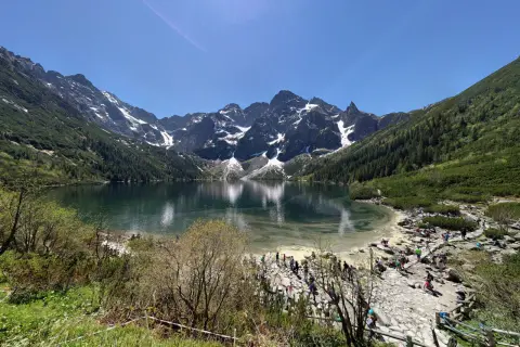 Ile km na Morskie Oko? Dystans, czas, parking planuj bez stresu!