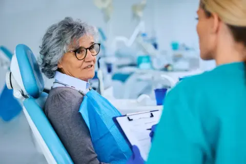 Znieczulenie u dentysty na NFZ? Sprawdź, kiedy jest darmowe!