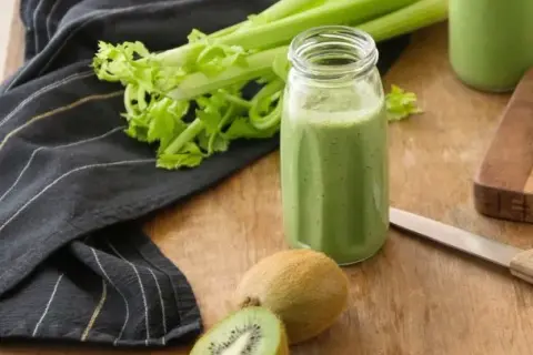 Koktajl z selera i kiwi: detoks, odchudzanie. Przepis na pyszny smak