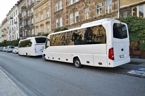 Ile pali bus 30 osobowy? Sprawdź, jak zaoszczędzić na paliwie