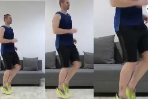 Bieganie w miejscu: Spalaj kalorie w domu! Efekty i technika