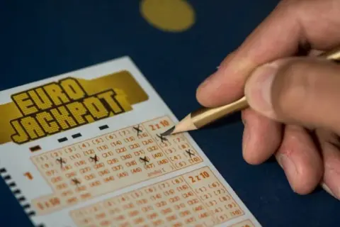 Czy za 2 liczby w Eurojackpot jest wygrana? Sprawdź szczegóły!