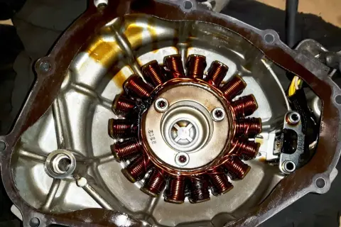 Jak sprawdzić alternator w motocyklu i uniknąć kosztownych napraw