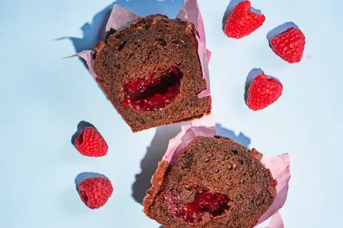 Ile waży muffinka czekoladowa? Waga, kalorie i wartości odżywcze