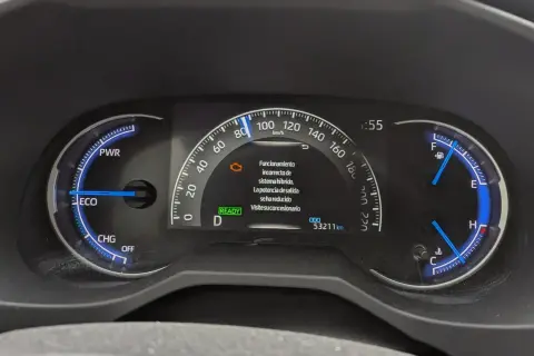 Varning för fel på Toyota RAV4 Hybrid. Hybrid-systemet fungerar inte korrekt, kraften har minskat. Besök verkstad.