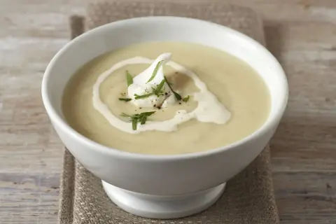 Pastinakensuppe: So gelingt Ihr cremiges Wintergericht perfekt
