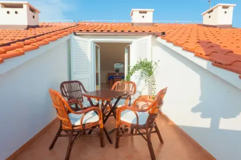 Sótano vs. terraza: ¿Cuál revaloriza más tu casa? Descubre el potencial