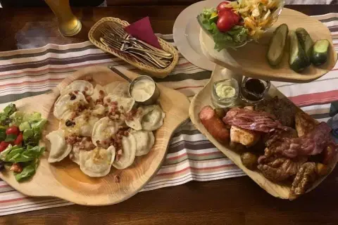 Zieleniec gdzie zjeść: najlepsze restauracje blisko stoków narciarskich