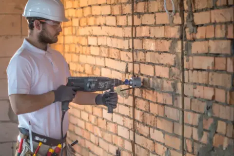 Jak wybrać firmę do budowy twojego domu marzeń?