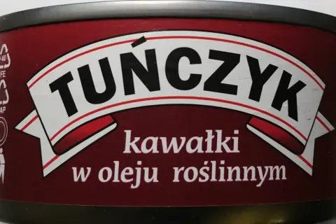 Ile kalorii ma tuńczyk w oleju roślinnym? Zaskakujące różnice!
