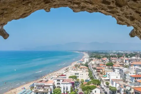 Jak dojechać z Rzymu nad morze? Sprawdź najlepsze połączenia i plaże