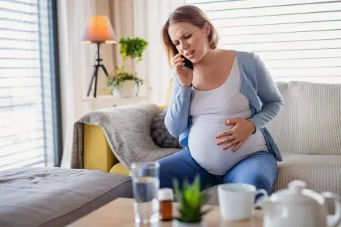 Czy można przypadkiem zgnieść dziecko w brzuchu? Zaskakująca prawda