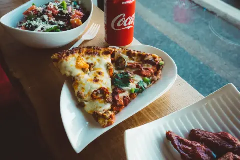 Pizza jak złoto Rybnik: Poznaj pizzę z jadalnym złotem!