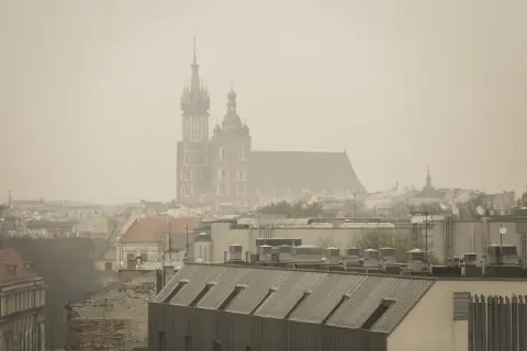 Skąd smog w Polsce? Odkryj przyczyny i zagrożenia dla zdrowia