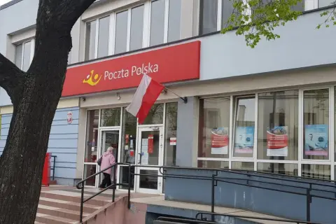 Czy poczta jest czynna w sobotę? Sprawdź godziny i alternatywy!