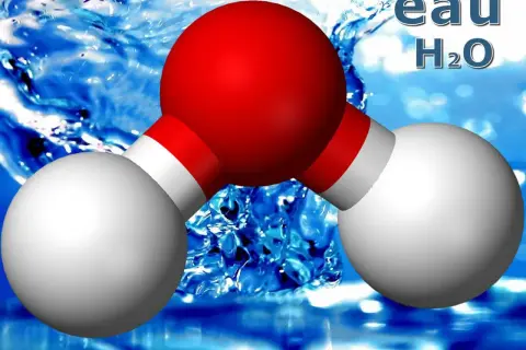 Molécule d'eau H₂O, symbole de la vie et de la pureté, dans un fond aquatique vibrant.