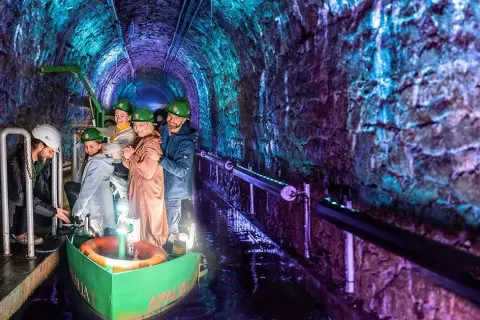 Skansen górniczy Królowa Luiza: Historia, atrakcje i informacje dla odwiedzających
