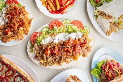 Z czego jest kebab? Poznaj prawdę o składzie i wybierz najlepszy