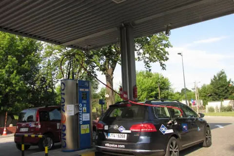 Stacje CNG: Gdzie tankować i jakie są koszty korzystania z tych stacji?