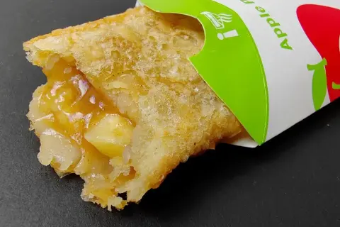 Ciastko z jabłkiem McDonald's: przepis na chrupiący deser!
