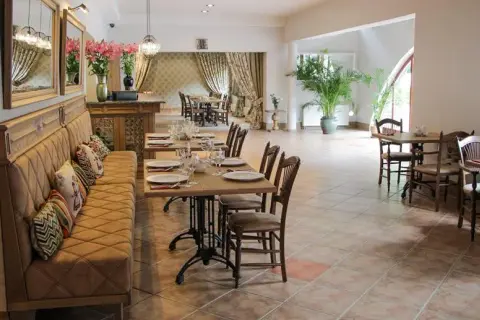 Gdzie zjeść w Srebrnej Górze? Najlepsze restauracje i dania