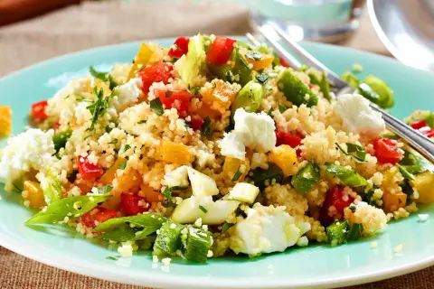 Blitzschnelle Salate: Einfache Rezepte für jeden Tag (unter 15 Min.)
