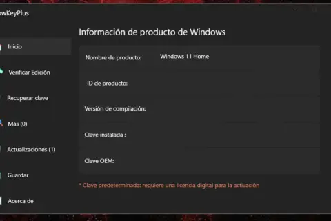 Ventana de ShowKeyPlus para ver licencia Windows 11 Home. Muestra información del producto, ID, versión y clave instalada.