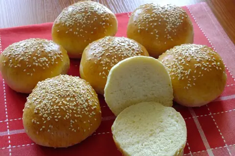 Bułki do hamburgerów: Pysznie czy przepysznie? Odkryj sekret!