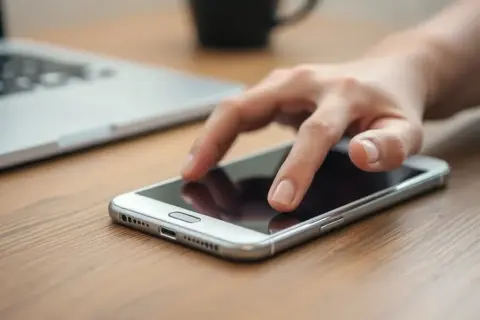Jak wyłączyć iPhone? Wszystkie metody, nawet awaryjne!