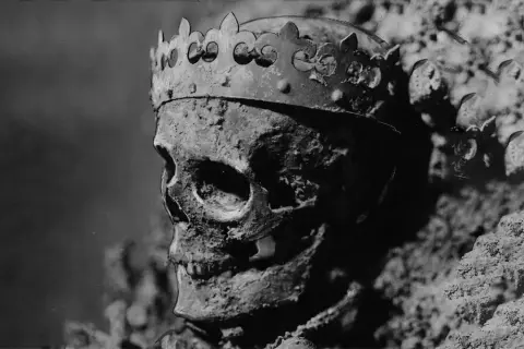 Gdzie chowano polskich królów? Tajemnice królewskich grobowców i ich historia