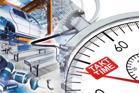 Linia produkcyjna z robotami i samochodem w tle, na pierwszym planie stoper z napisem "TAKT TIME", symbolizujący rytm produkcji.