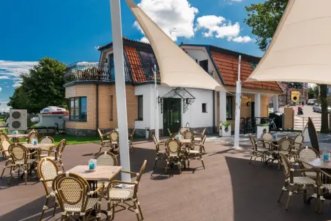 Puck gdzie zjeść - odkryj najlepsze lokale gastronomiczne w Pucku