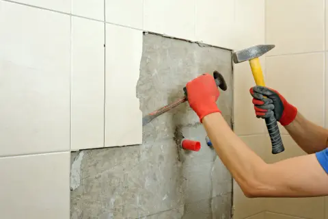 Odśwież płytki bez skuwania: 5 metod, które pokochasz!