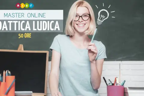 Giovane insegnante con lampadina disegnata, simbolo di creatività a scuola. Master online in Didattica Ludica.
